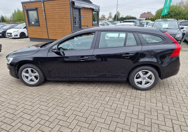 Volvo V60 cena 44900 przebieg: 207000, rok produkcji 2015 z Zduny małe 781